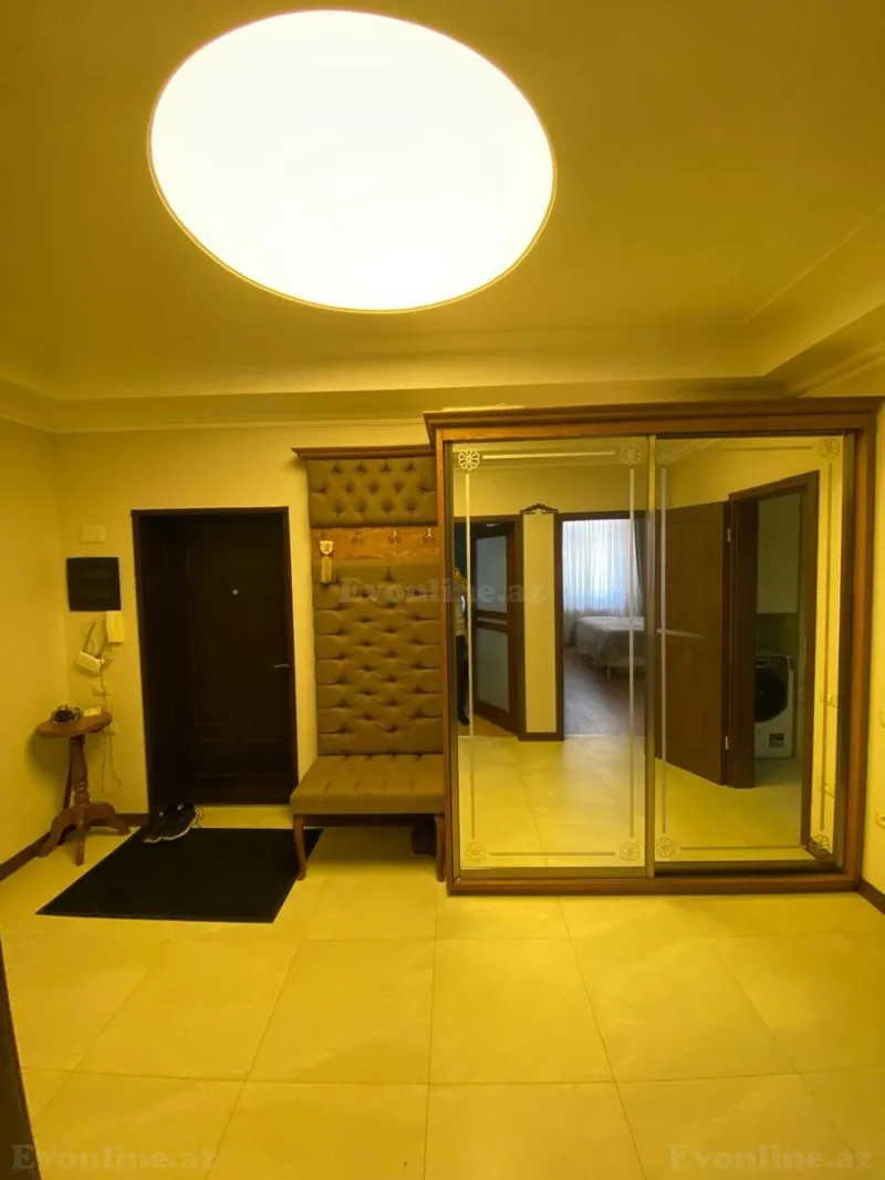 Kirayə verilir 2 otaqlı Mənzil Yeni tikili 70 m² Səbail r. - şəkil 4