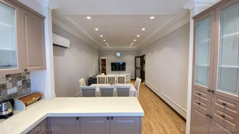 Kirayə verilir 2 otaqlı Mənzil Yeni tikili 70 m² Səbail r. - şəkil 9