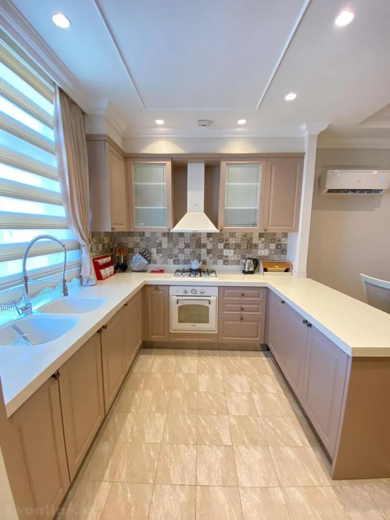 Kirayə verilir 2 otaqlı Mənzil Yeni tikili 70 m² Səbail r. - şəkil 11