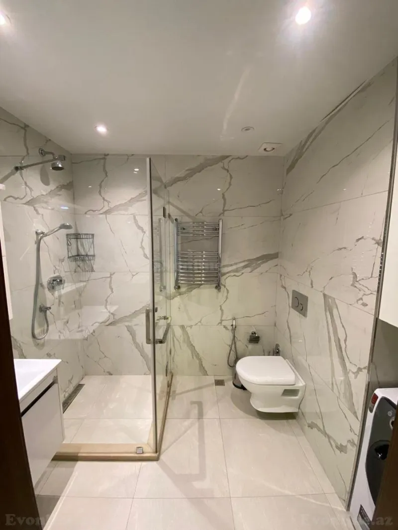 Kirayə verilir 2 otaqlı Mənzil Yeni tikili 70 m² Səbail r. - şəkil 22