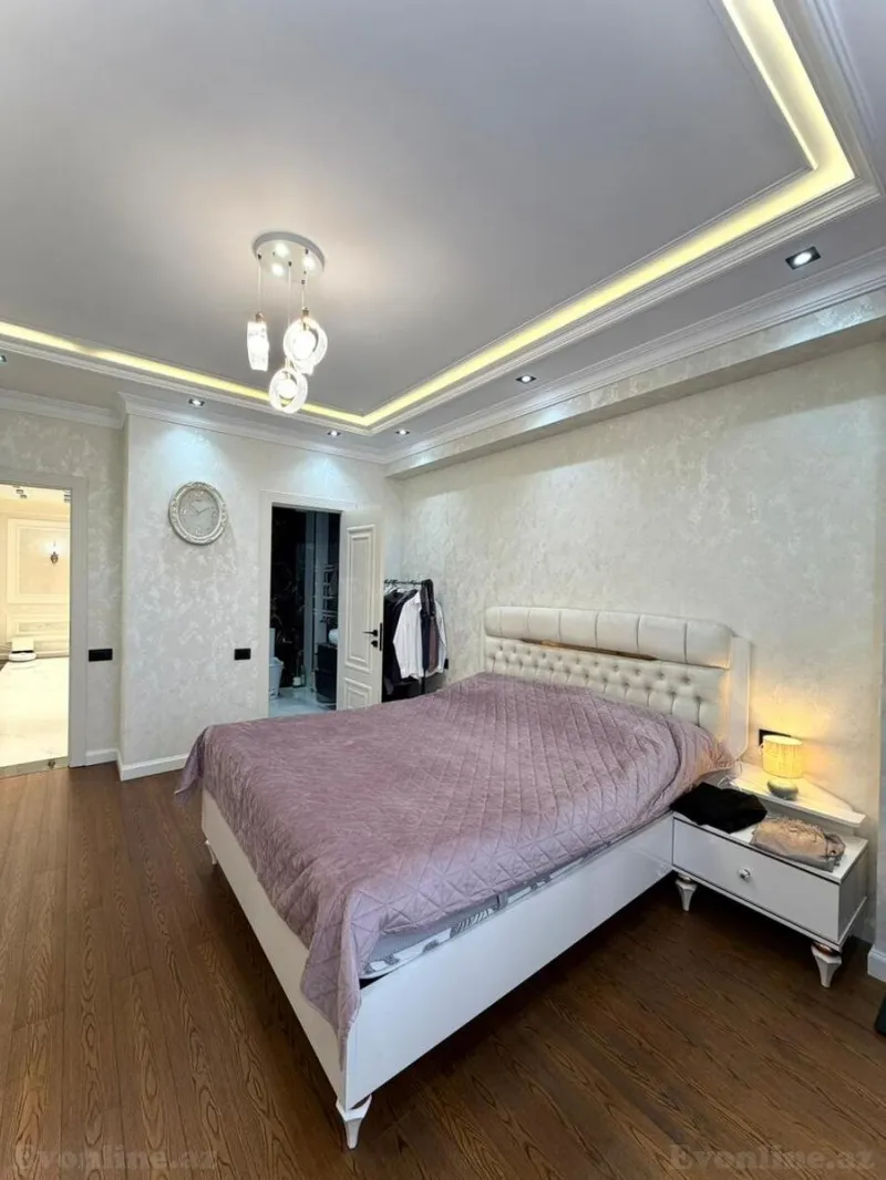 Satılır 4 otaqlı Mənzil Yeni tikili 153 m² İnşaatçılar m. - şəkil 5