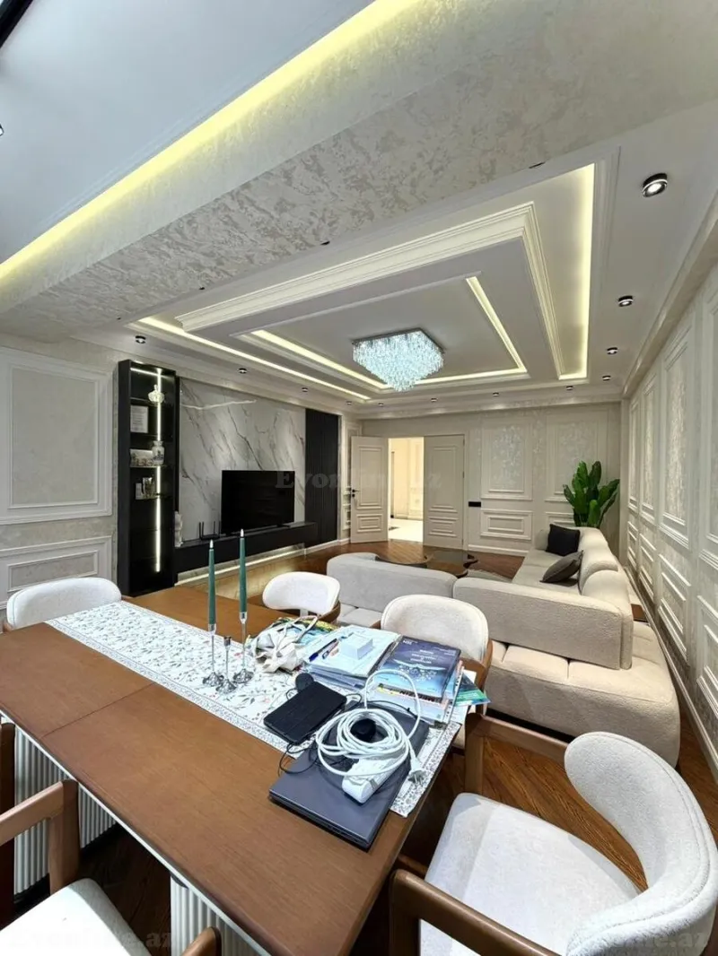 Satılır 4 otaqlı Mənzil Yeni tikili 153 m² İnşaatçılar m. - şəkil 16