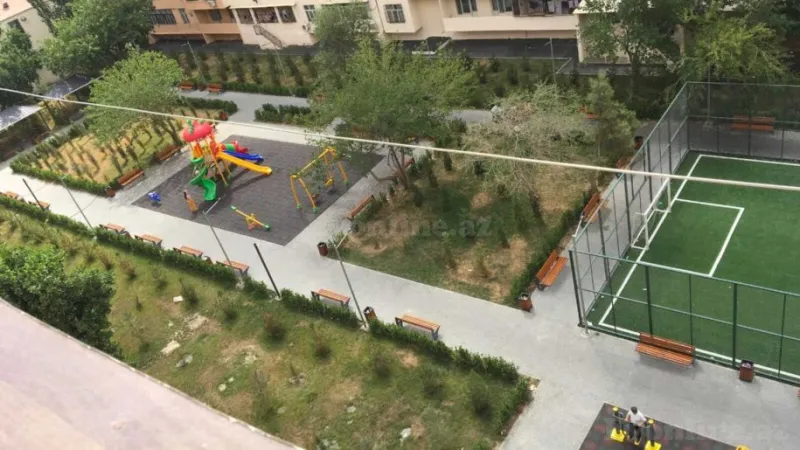 4 otaqlı Mənzil 100 m² Sabunçu r. Satılır