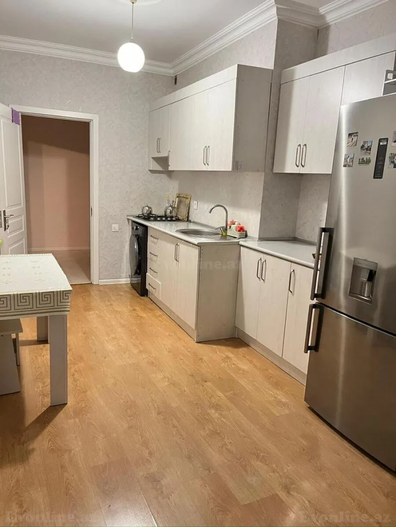 Kirayə verilir 3 otaqlı Mənzil Yeni tikili 130 m² Həzi Aslanov m. - şəkil 13