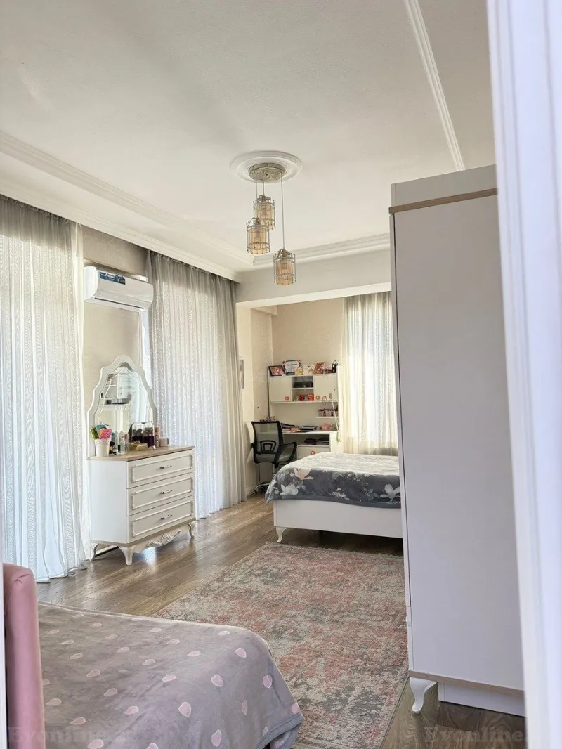 Satılır 4 otaqlı Mənzil Yeni tikili 170 m² 28 May m. - şəkil 11
