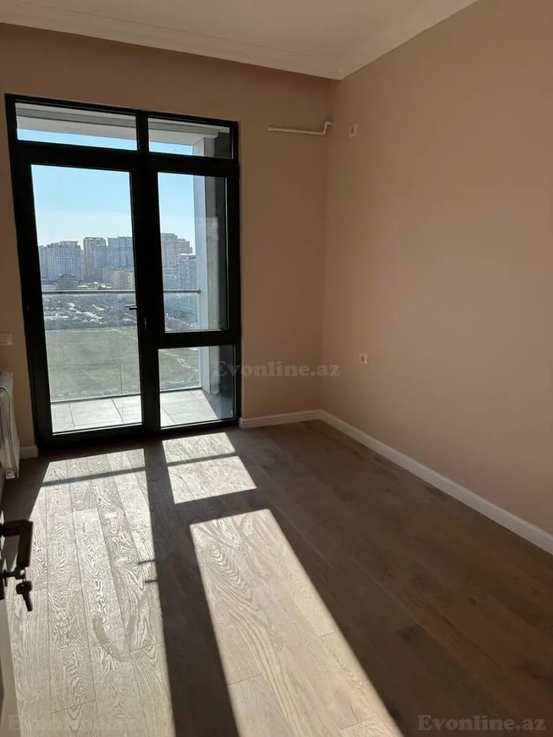 Satılır 3 otaqlı Mənzil Yeni tikili 70 m² İnşaatçılar m. - şəkil 9