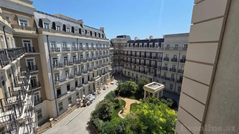 3 otaqlı Mənzil 112 m² Xətai r. Satılır