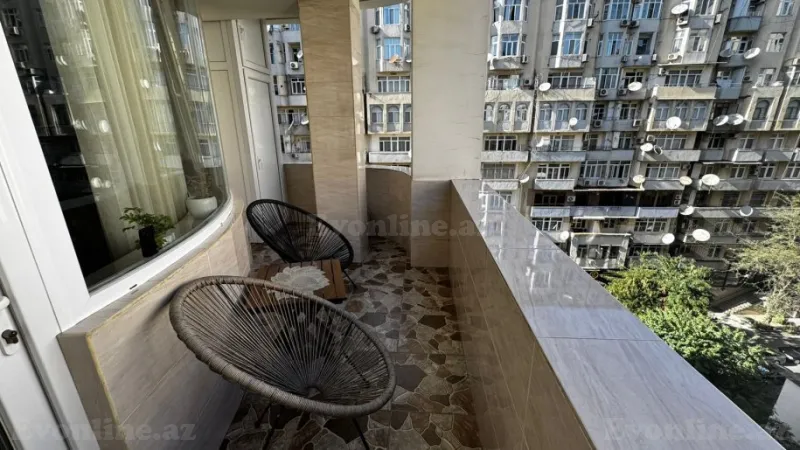 Satılır 5 otaqlı Mənzil Yeni tikili 220 m² Yasamal - şəkil 4