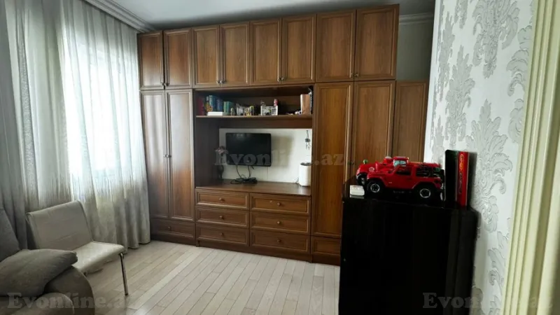 Satılır 5 otaqlı Mənzil Yeni tikili 220 m² Yasamal - şəkil 6