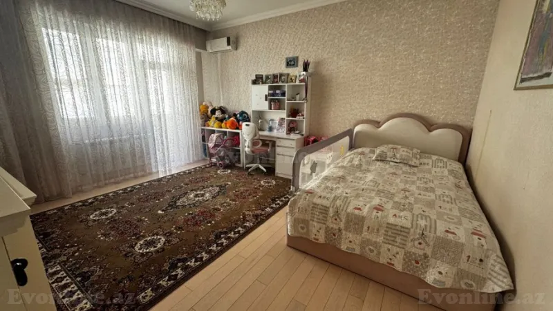 Satılır 5 otaqlı Mənzil Yeni tikili 220 m² Yasamal - şəkil 17