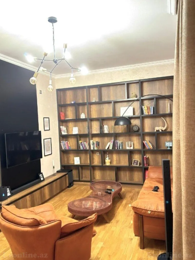 Satılır 2 otaqlı Mənzil Yeni tikili 70 m² Yasamal r. - şəkil 3