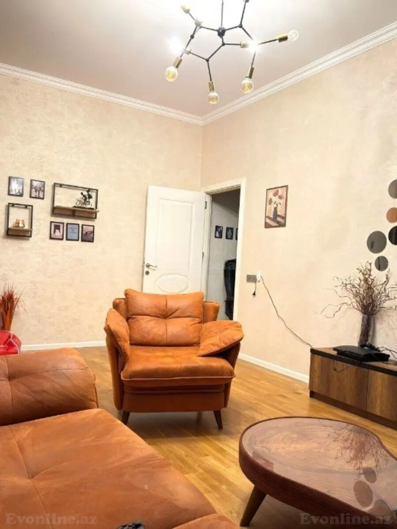 Satılır 2 otaqlı Mənzil Yeni tikili 70 m² Yasamal r. - şəkil 4