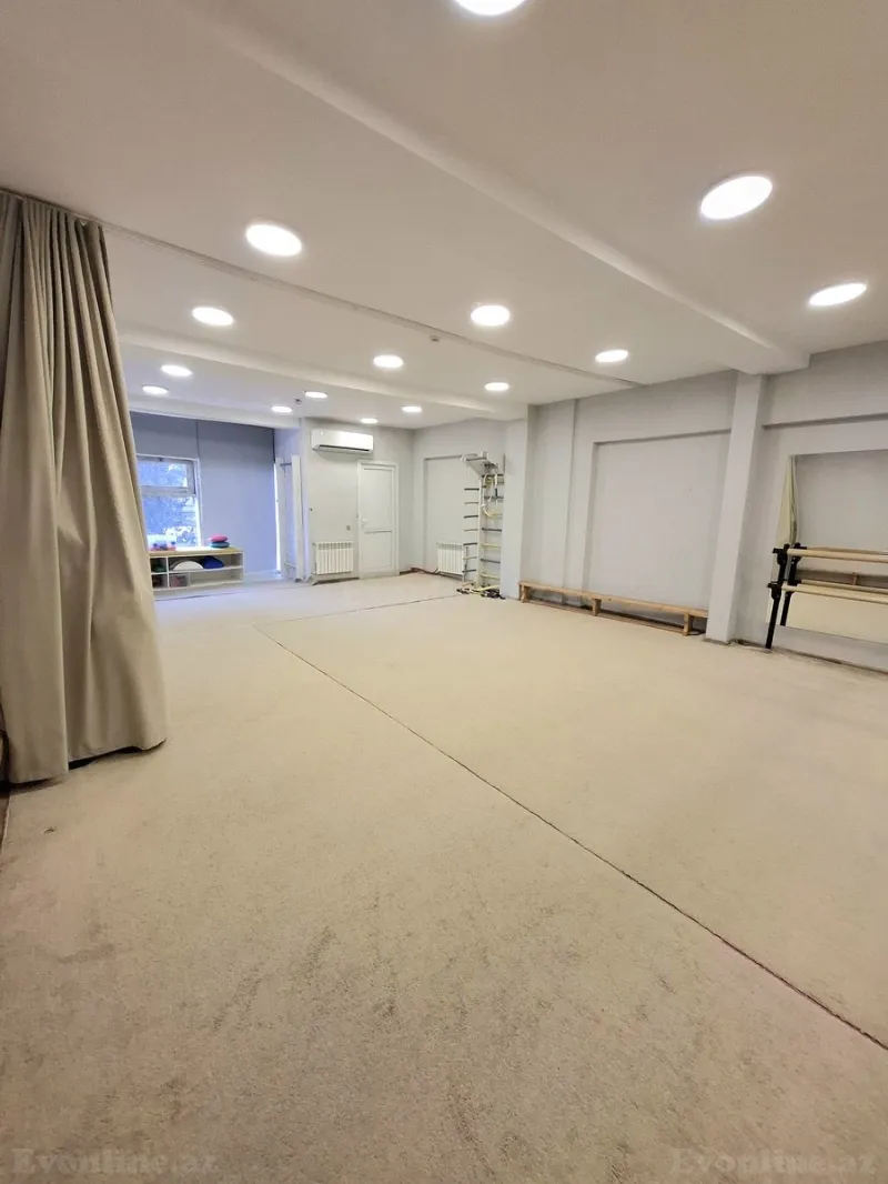 Kirayə verilir Ofis 280 m² Elmlər Akademiyası m. - şəkil 15