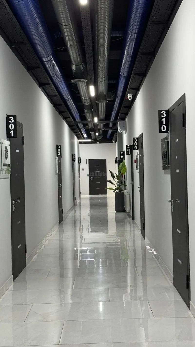 Kirayə verilir Ofis 30 m² 8 Noyabr m. - şəkil 4