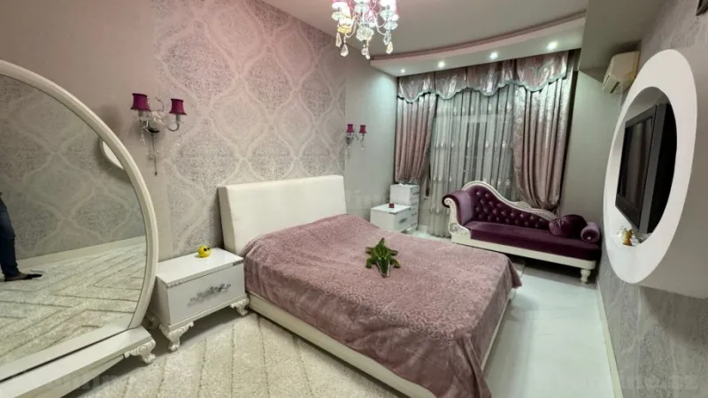 Kirayə verilir 4 otaqlı Mənzil Yeni tikili 200 m² Nərimanov r. - şəkil 15