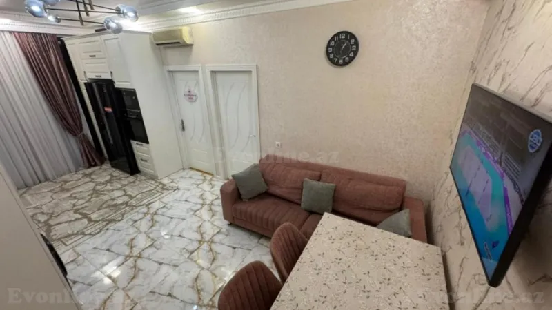 Satılır 4 otaqlı Mənzil Yeni tikili 135 m² Azadlıq prospekti m. - şəkil 4