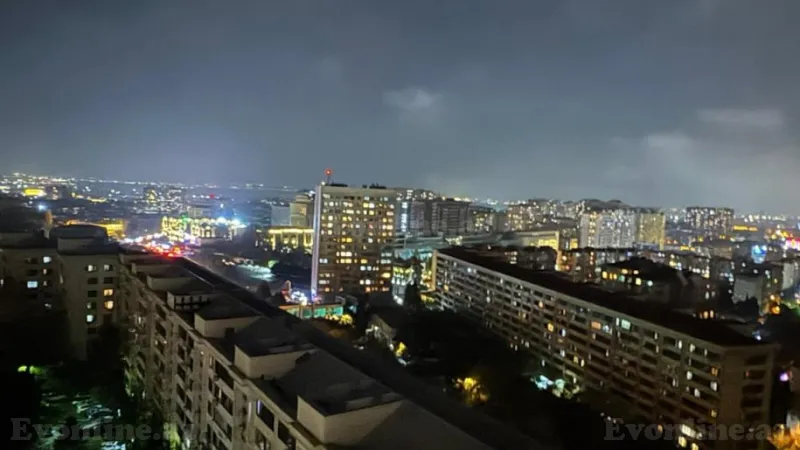 Satılır 4 otaqlı Mənzil Yeni tikili 135 m² Azadlıq prospekti m. - şəkil 5