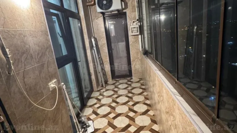 Satılır 4 otaqlı Mənzil Yeni tikili 135 m² Azadlıq prospekti m. - şəkil 6