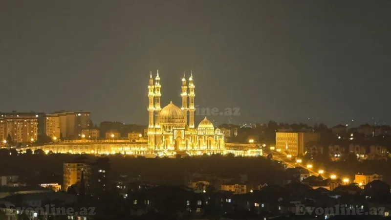 Satılır 4 otaqlı Mənzil Yeni tikili 135 m² Azadlıq prospekti m. - şəkil 7