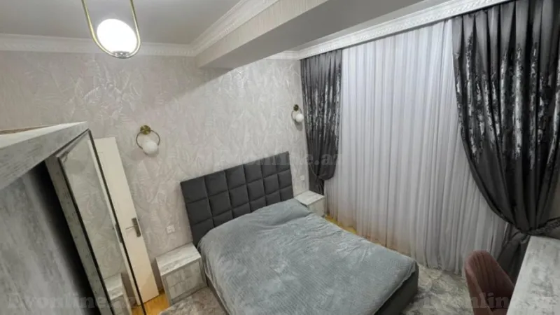 Satılır 4 otaqlı Mənzil Yeni tikili 135 m² Azadlıq prospekti m. - şəkil 12