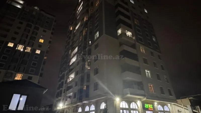 Satılır 4 otaqlı Mənzil Yeni tikili 135 m² Azadlıq prospekti m. - şəkil 15