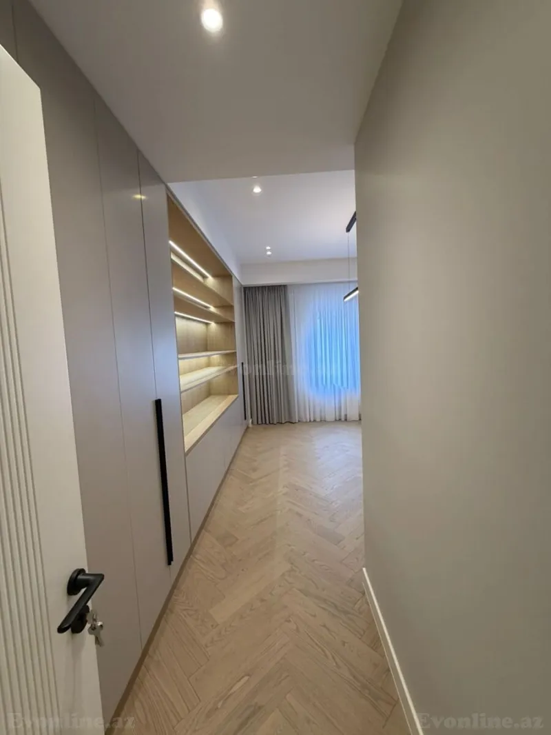 Satılır 5 otaqlı Mənzil Yeni tikili 195 m² Xətai r. - şəkil 14