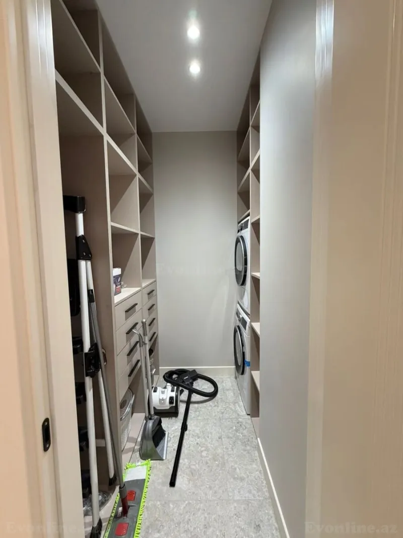 Satılır 5 otaqlı Mənzil Yeni tikili 195 m² Xətai r. - şəkil 17