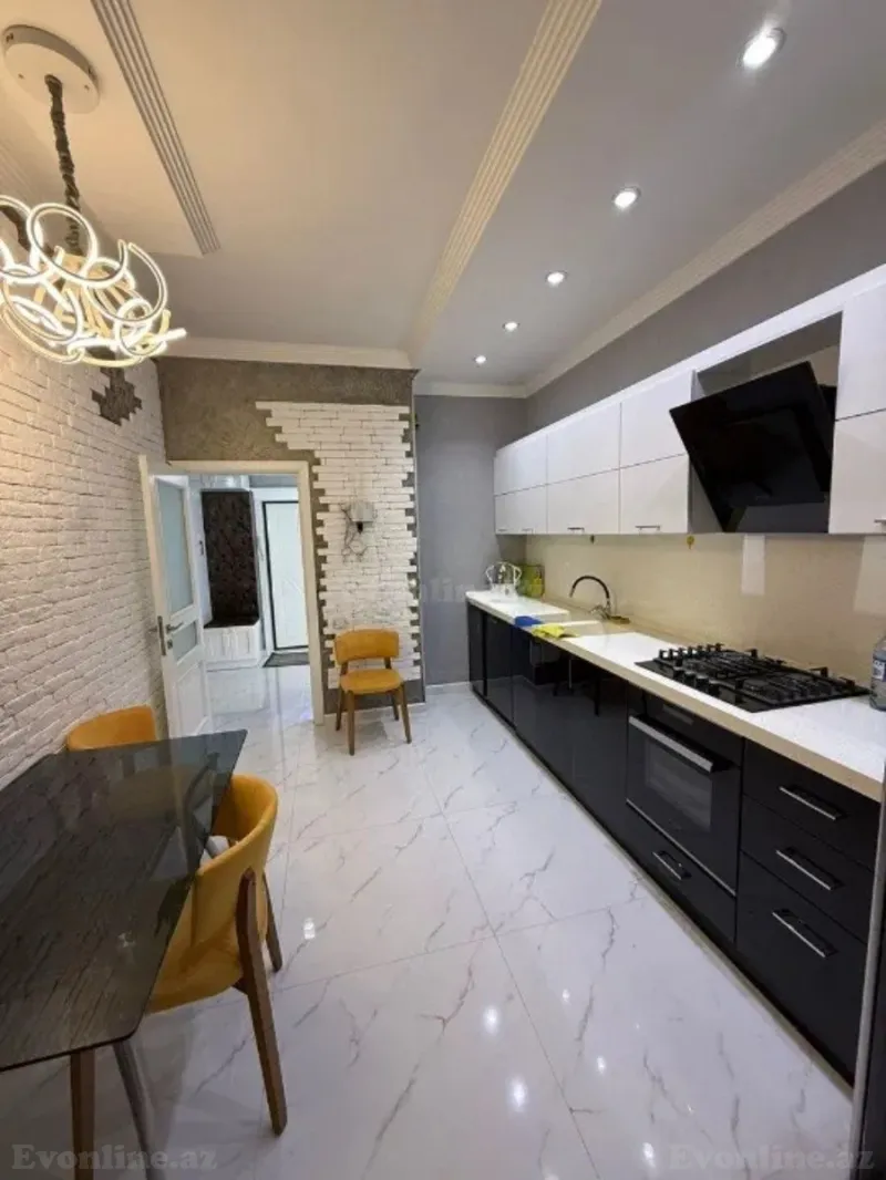 Kirayə verilir 2 otaqlı Mənzil Yeni tikili 85 m² İnşaatçılar m. - şəkil 2