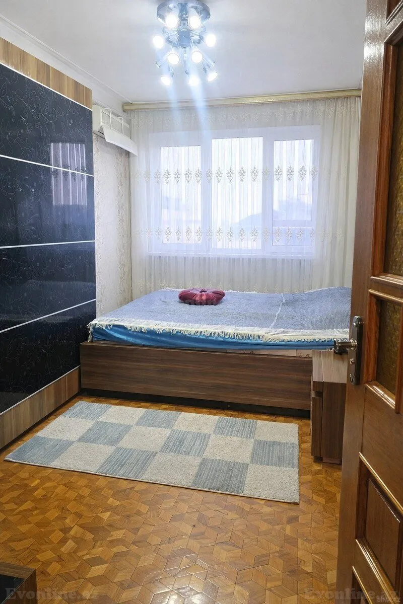 Satılır 3 otaqlı Mənzil Köhnə tikili 85 m² Nəsimi r. - şəkil 3