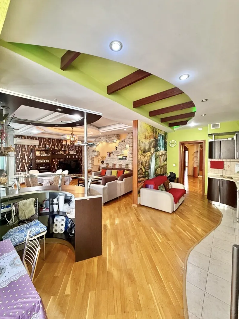 Satılır 4 otaqlı Mənzil Yeni tikili 191 m² Nizami m. - şəkil 7