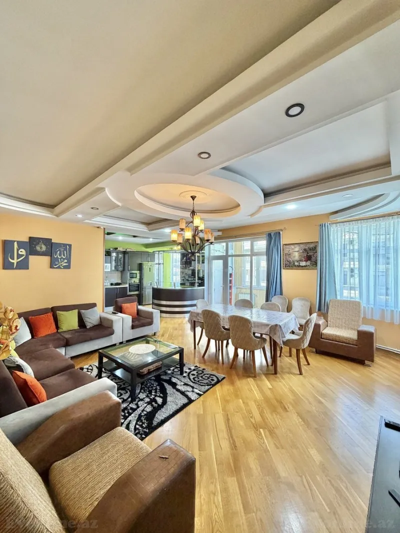 Satılır 4 otaqlı Mənzil Yeni tikili 191 m² Nizami m. - şəkil 9