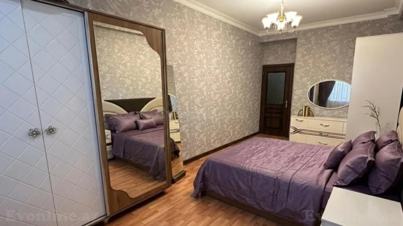 Satılır 2 otaqlı Mənzil Yeni tikili 100 m² Azadlıq prospekti m.