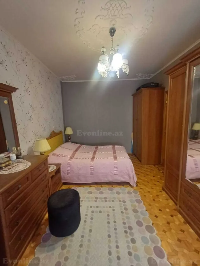 Satılır 5 otaqlı Mənzil Köhnə tikili 120 m² 8-ci mikrorayon - şəkil 5