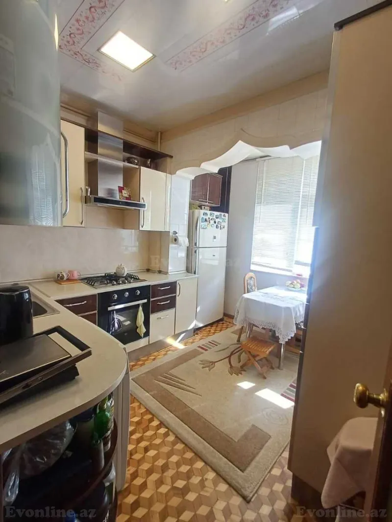 Satılır 5 otaqlı Mənzil Köhnə tikili 120 m² 8-ci mikrorayon - şəkil 14