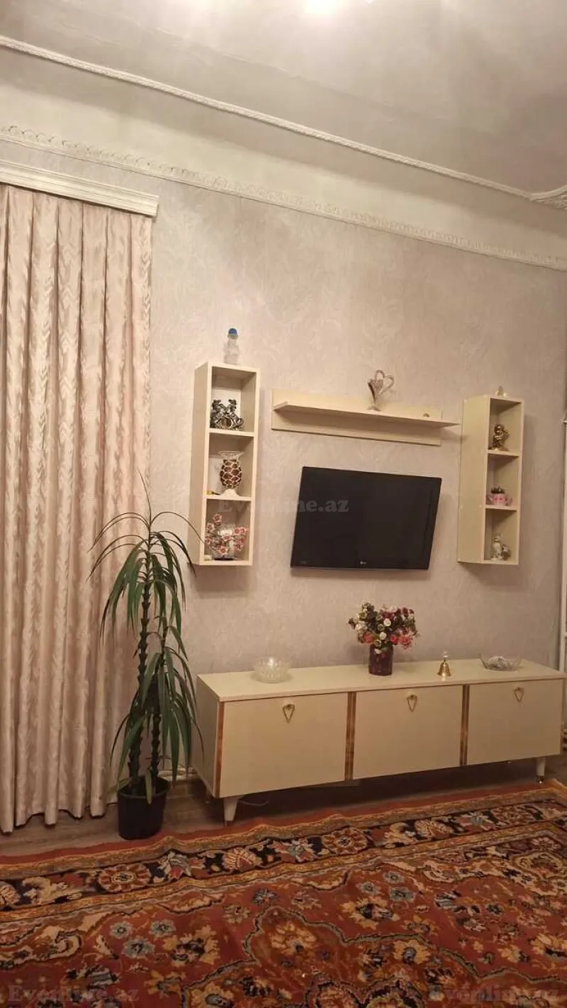 Kirayə verilir 2 otaqlı Mənzil Köhnə tikili 59 m² Xətai m. - şəkil 3