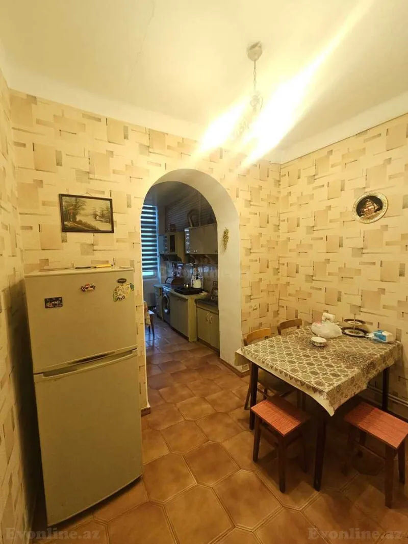 Kirayə verilir 2 otaqlı Mənzil Köhnə tikili 59 m² Xətai m. - şəkil 7