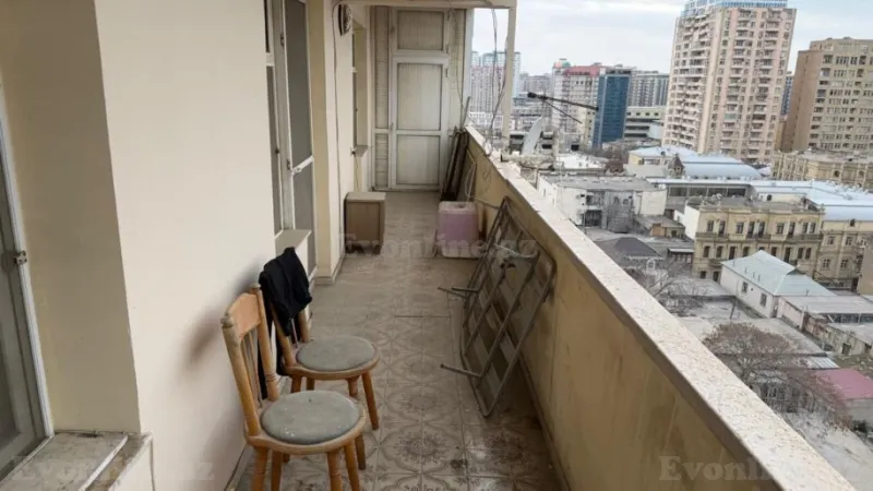 Satılır 5 otaqlı Mənzil Köhnə tikili 140 m² Nizami m. - şəkil 10