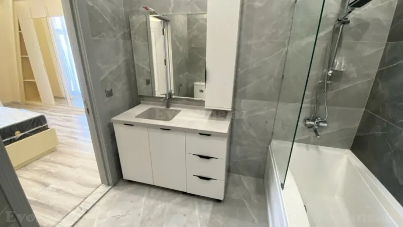 Satılır 4 otaqlı Mənzil Yeni tikili 121 m² Xətai r. - şəkil 9