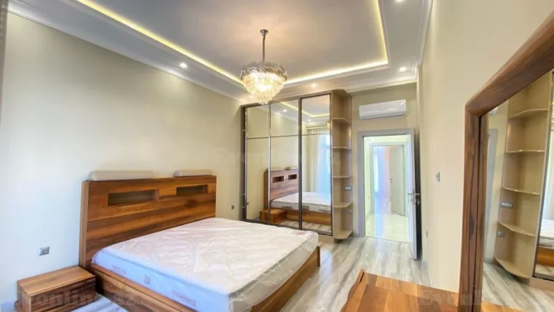 Satılır 4 otaqlı Mənzil Yeni tikili 121 m² Xətai r. - şəkil 11