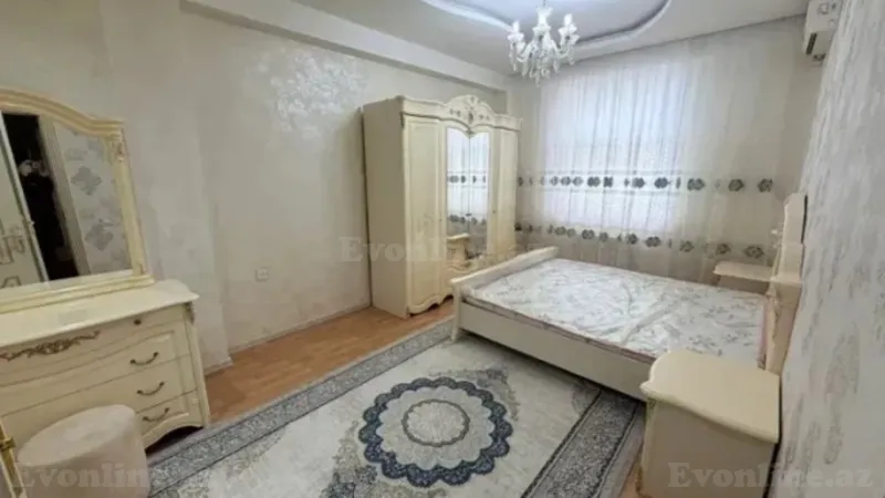 Kirayə verilir 2 otaqlı Mənzil Yeni tikili 95 m² Neftçilər m.