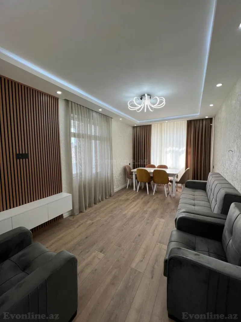 Satılır 2 otaqlı Mənzil Köhnə tikili 65 m² Əhmədli m.