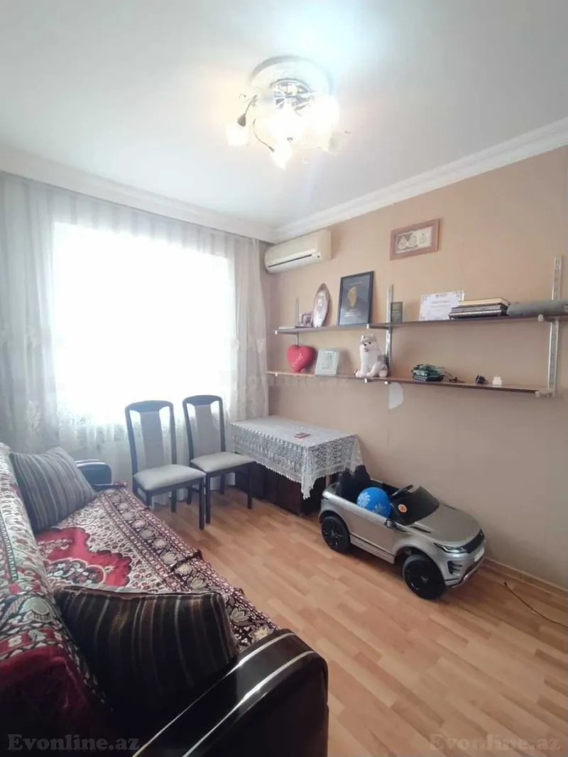 Satılır 4 otaqlı Mənzil Köhnə tikili 100 m² Sabunçu r. - şəkil 5