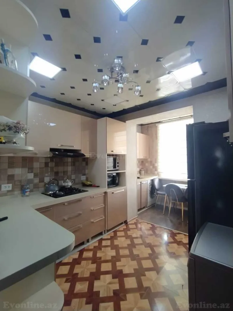 Satılır 4 otaqlı Mənzil Köhnə tikili 100 m² Sabunçu r. - şəkil 6