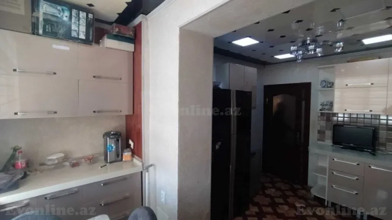 Satılır 4 otaqlı Mənzil Köhnə tikili 100 m² Sabunçu r. - şəkil 8