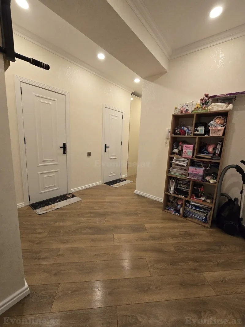 Satılır 2 otaqlı Mənzil Yeni tikili 100 m² Yasamal r. - şəkil 13