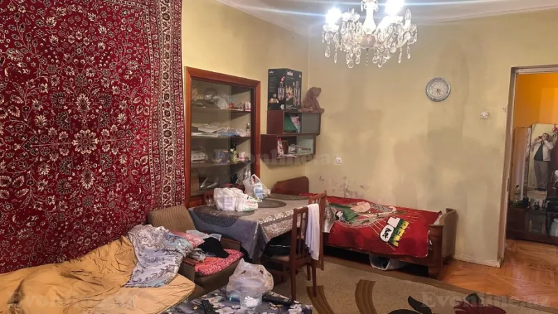 Satılır 2 otaqlı Mənzil Köhnə tikili 63 m² Nərimanov r. - şəkil 2