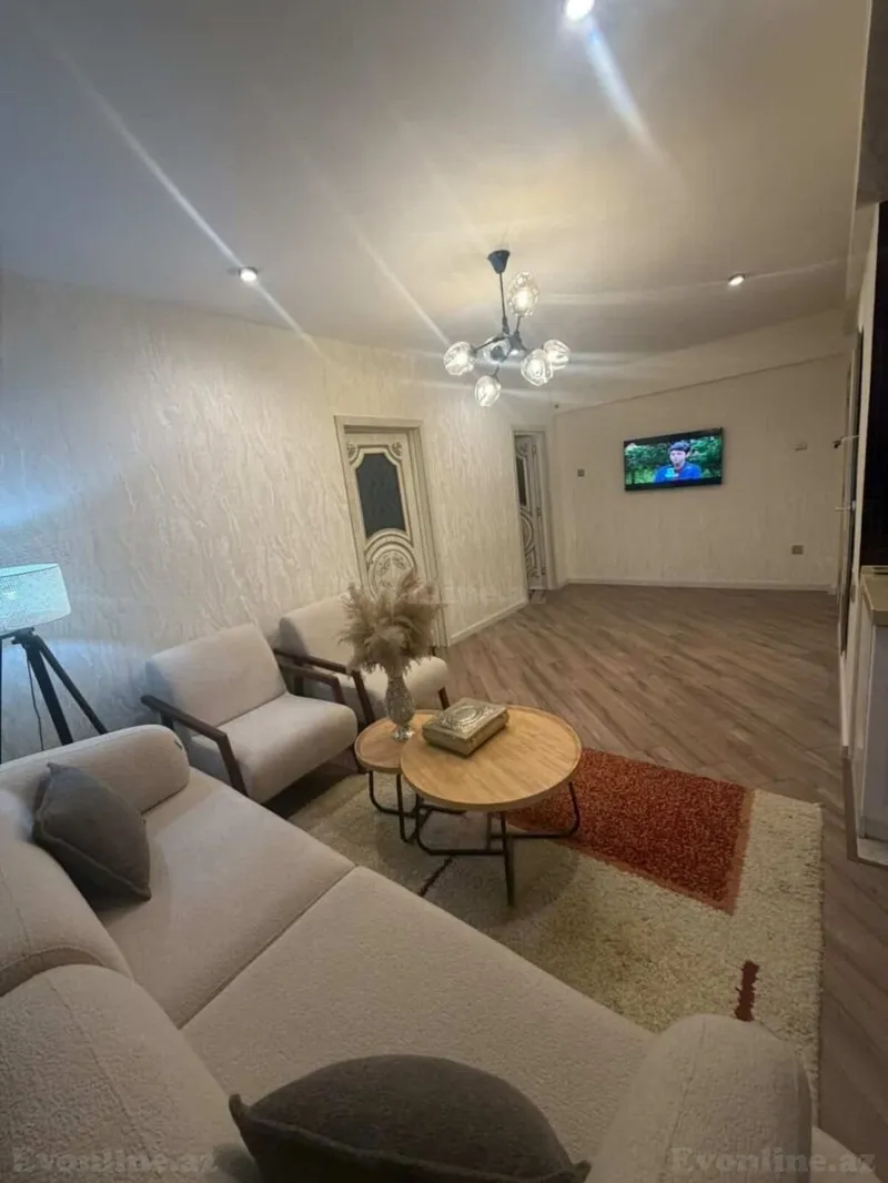 Satılır 3 otaqlı Mənzil Yeni tikili 70 m² Gənclik m. - şəkil 4