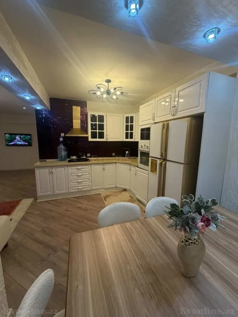 Satılır 3 otaqlı Mənzil Yeni tikili 70 m² Gənclik m. - şəkil 10