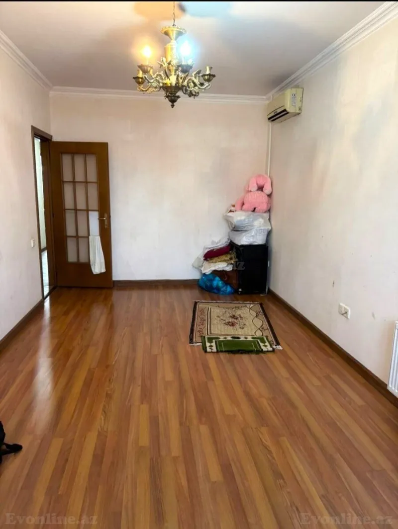 Satılır 3 otaqlı Mənzil Köhnə tikili 90 m² Əhmədli m. - şəkil 2
