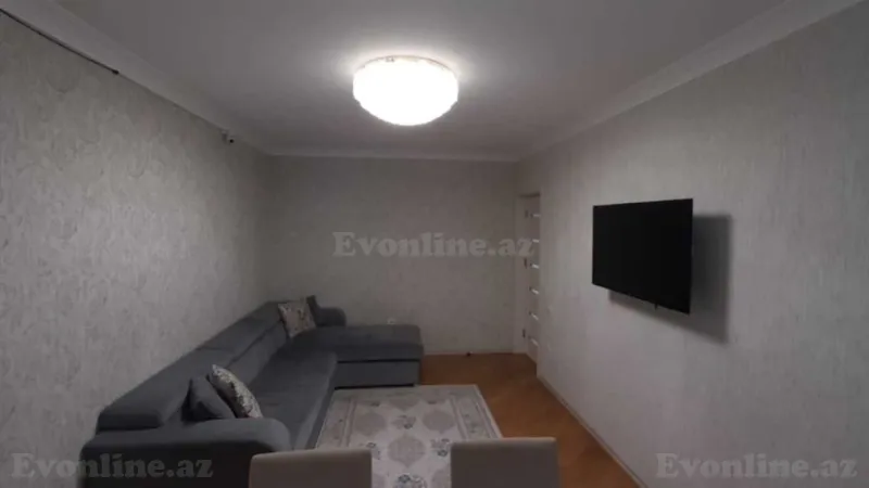 Satılır 3 otaqlı Mənzil Köhnə tikili 70 m² Əhmədli m. - şəkil 2